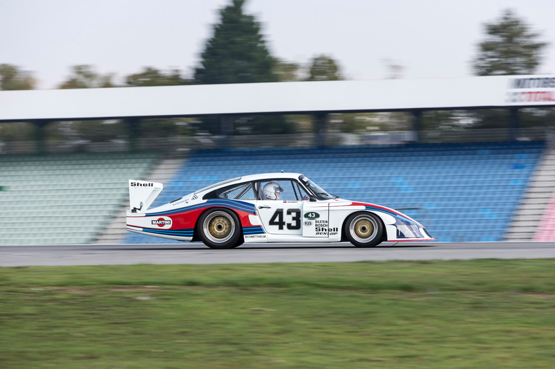 Illustration for article titled Here Are Some Classic Le Mans Porsche Wallpapers, You're Welcome!